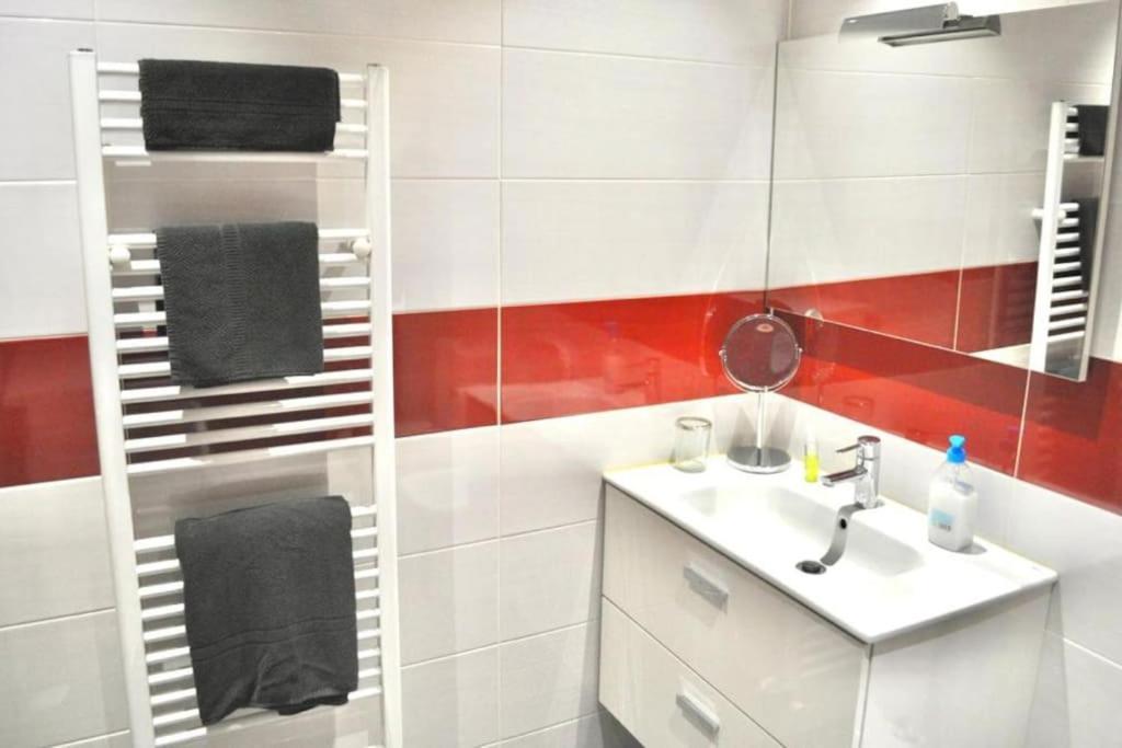 Apartmán Curros Enriquez Rd, Centrico, Plaza Garage Ourense Exteriér fotografie