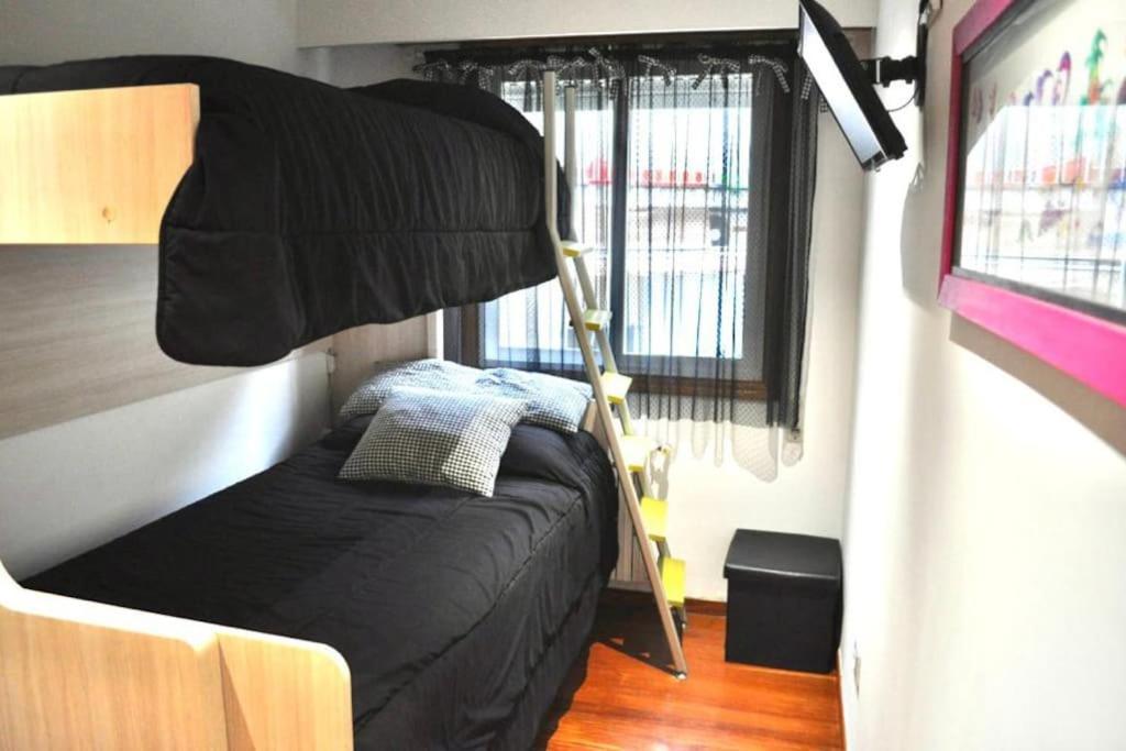 Apartmán Curros Enriquez Rd, Centrico, Plaza Garage Ourense Exteriér fotografie