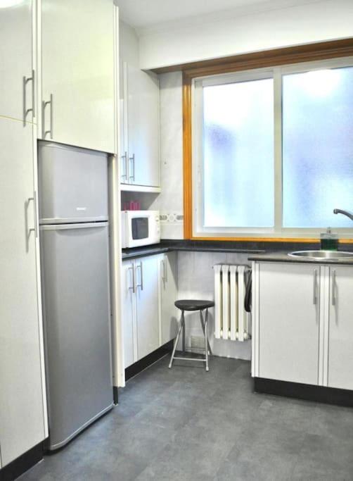 Apartmán Curros Enriquez Rd, Centrico, Plaza Garage Ourense Exteriér fotografie