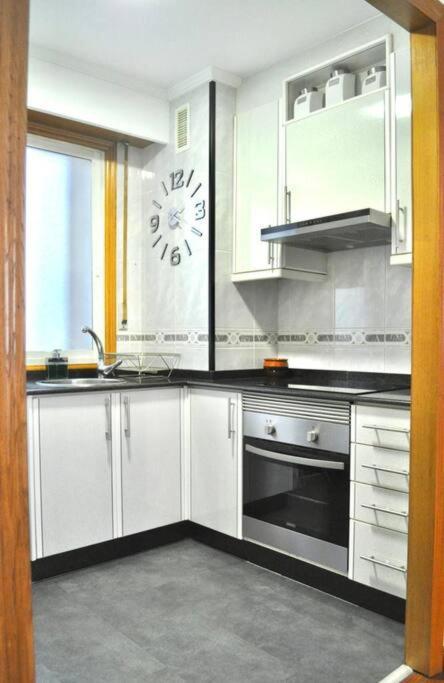 Apartmán Curros Enriquez Rd, Centrico, Plaza Garage Ourense Exteriér fotografie